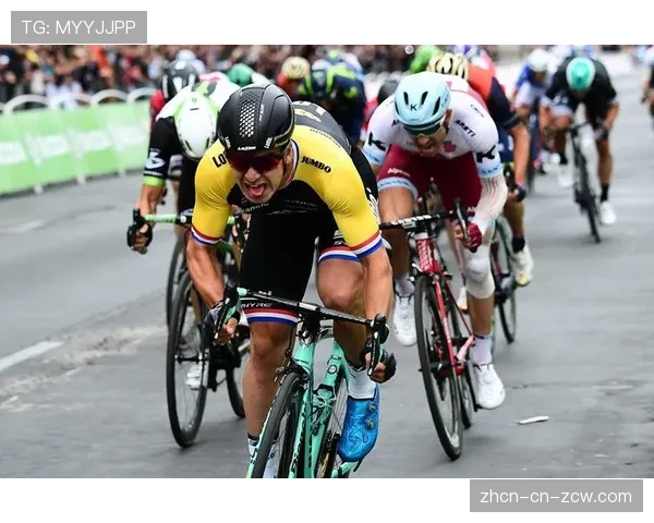 环法自行车赛第一赛段：卫冕冠军波加卡夺得开门红